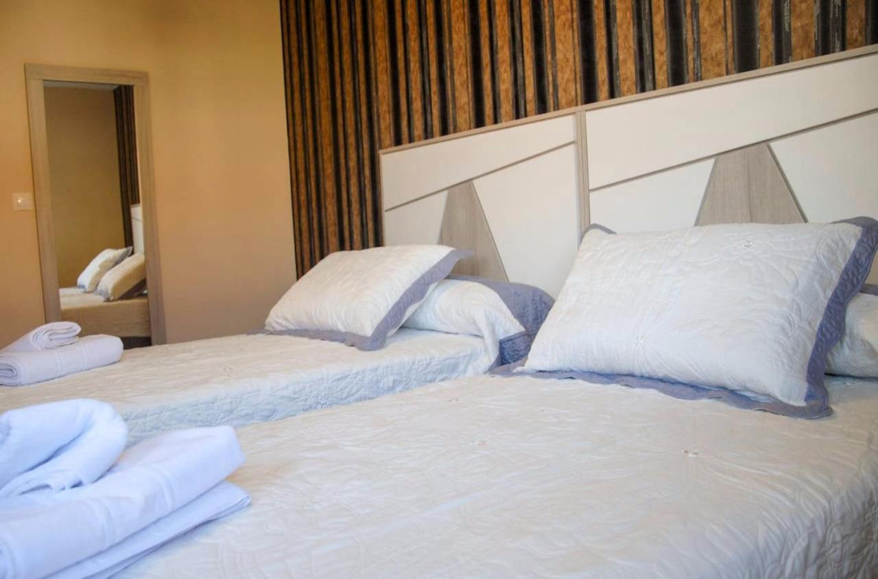 Apartamentos Loncho Финистере Екстериор снимка